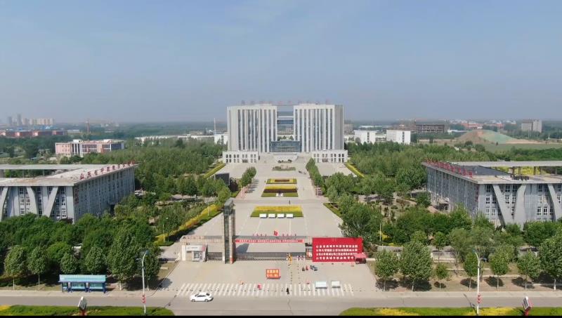 俯瞰校園